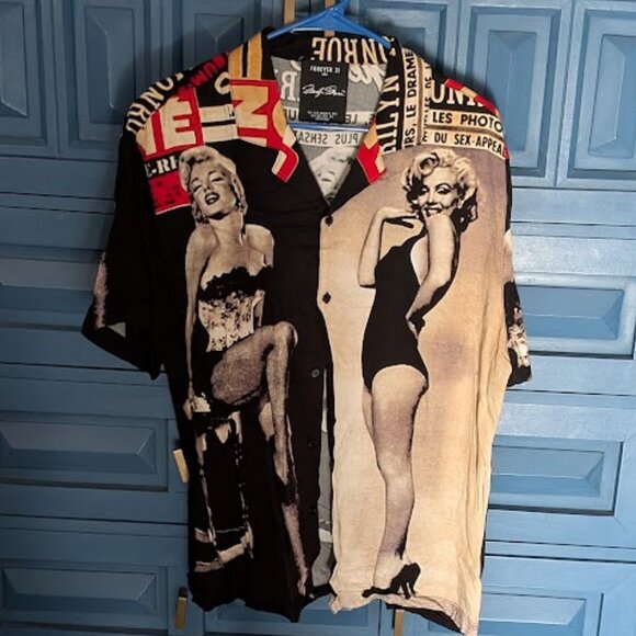 A3 FOREVER 21 Marilyn Monroe Button Down Top - Picture 1 of 5